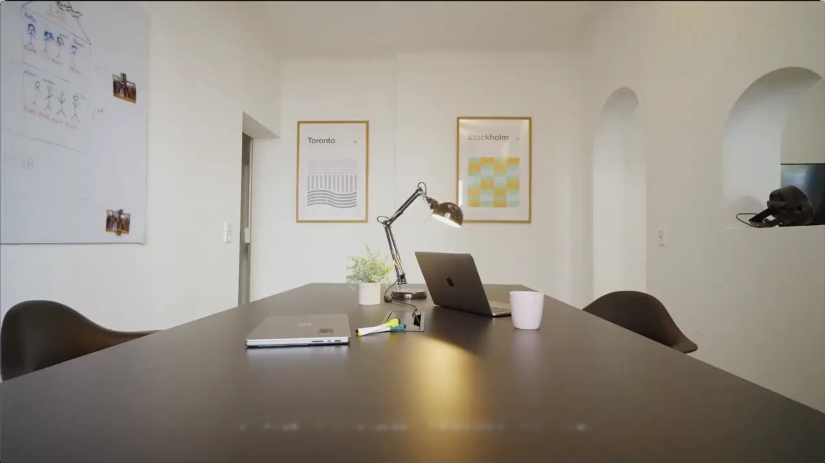 Workspace corners