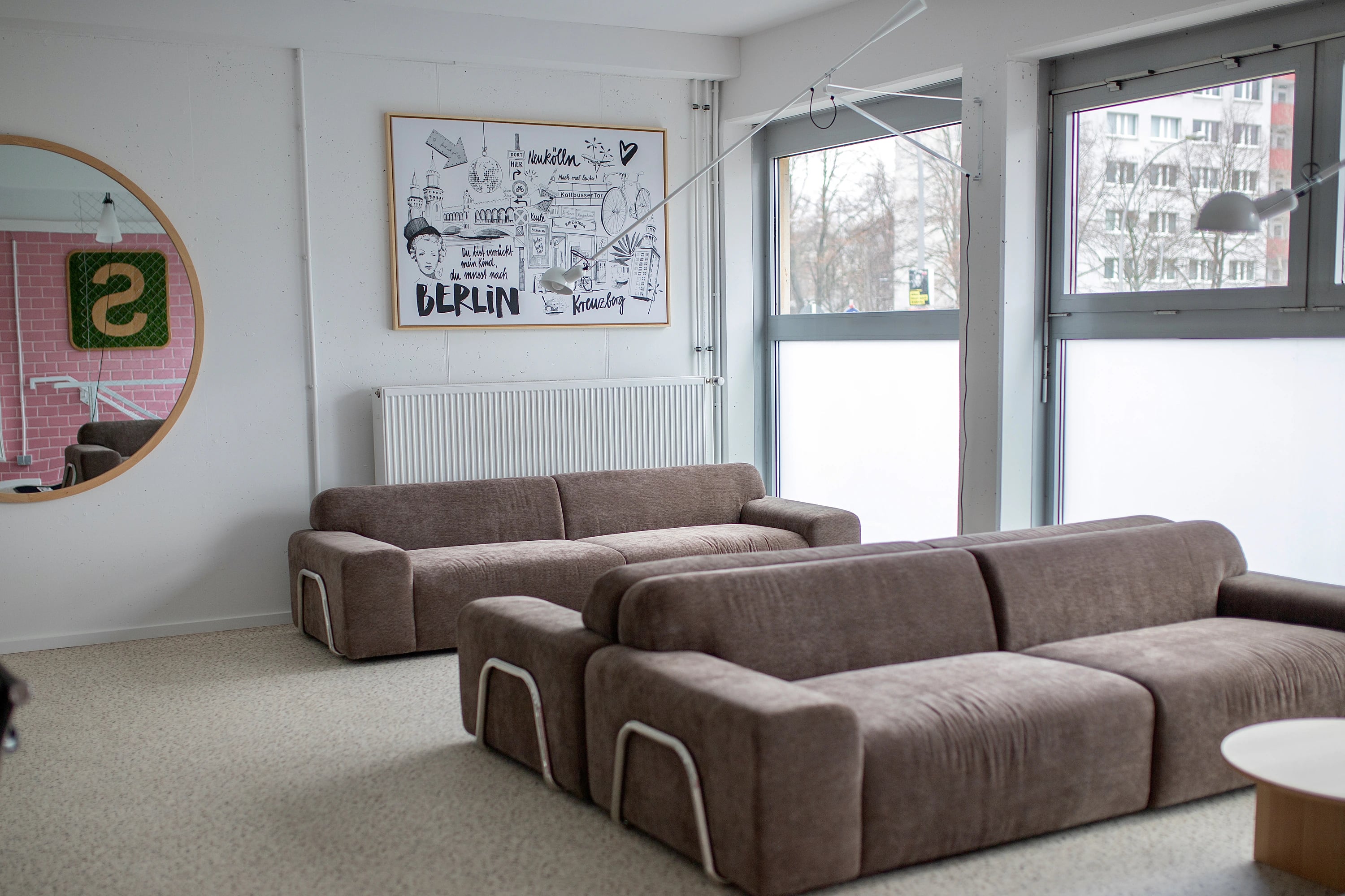 Living rooms & lounges